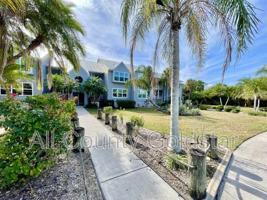 featured image of 4410 Warren Ave #104