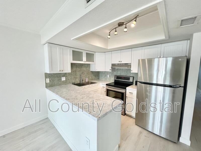 4410 Warren Ave #104 - Photo 3 of 12