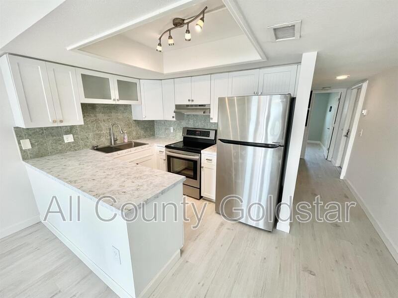 4410 Warren Ave #104 - Photo 5 of 12