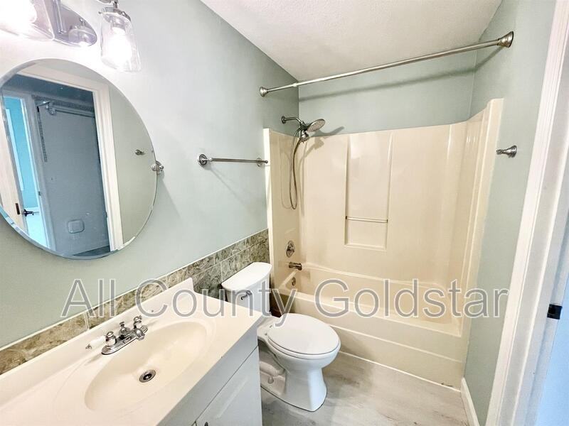 4410 Warren Ave #104 - Photo 6 of 12