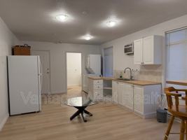 featured image of Kelowna Street