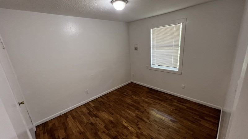 797 Richmond Ave #4 - Photo 5 of 9