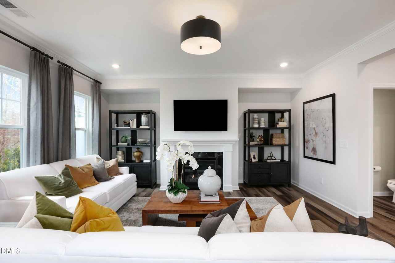 163 Tumbling Park Way - Photo 6 of 24