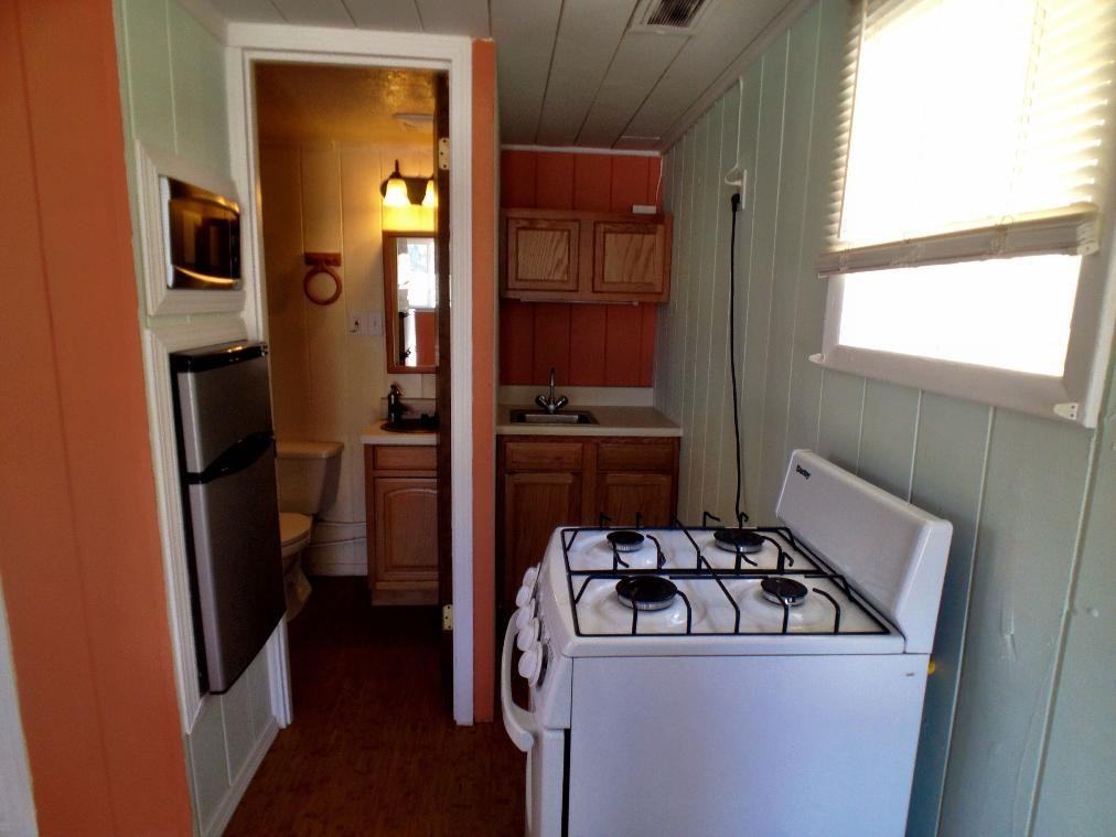 220 Princeton Drive Southeast #D - Photo 4 of 7