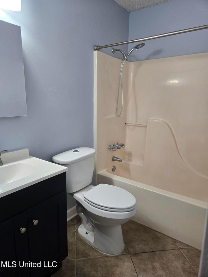 2717 Honduras Drive - Photo 4 of 23