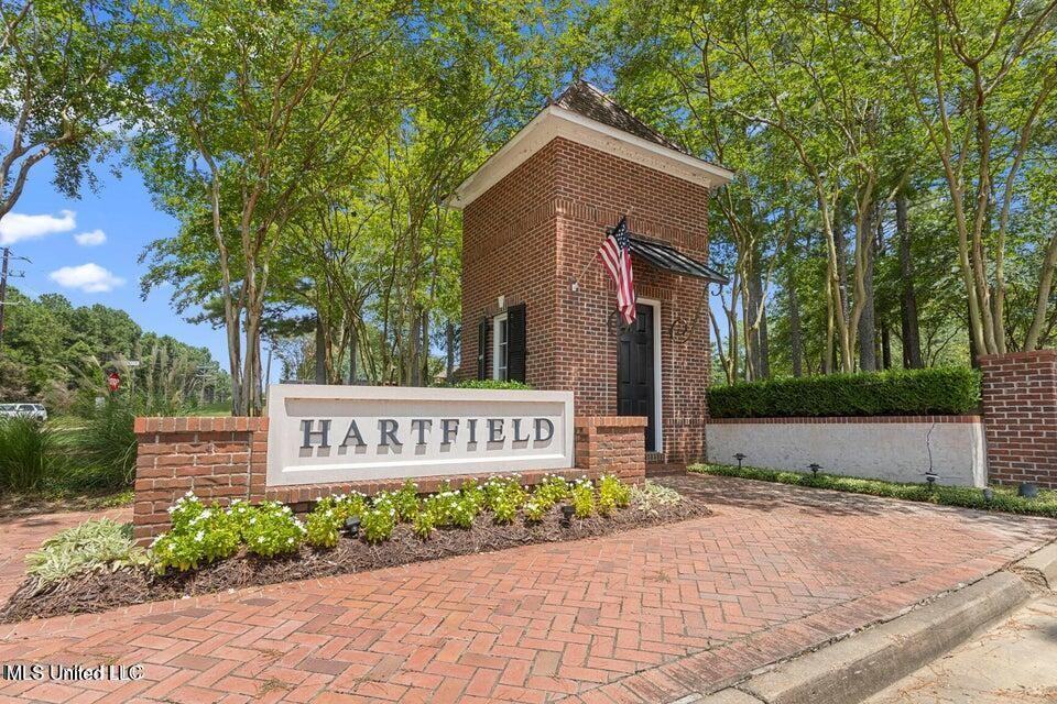 116 Hallmark Pl - Photo 3 of 50