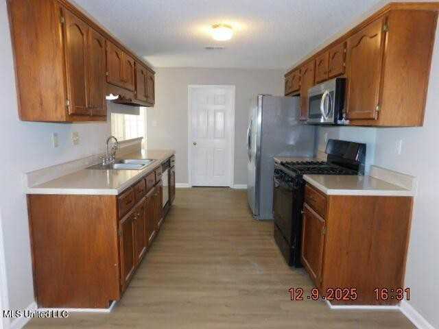 5381 Peppermill Dr - Photo 3 of 8