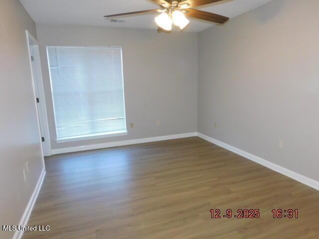 5381 Peppermill Dr - Photo 7 of 8