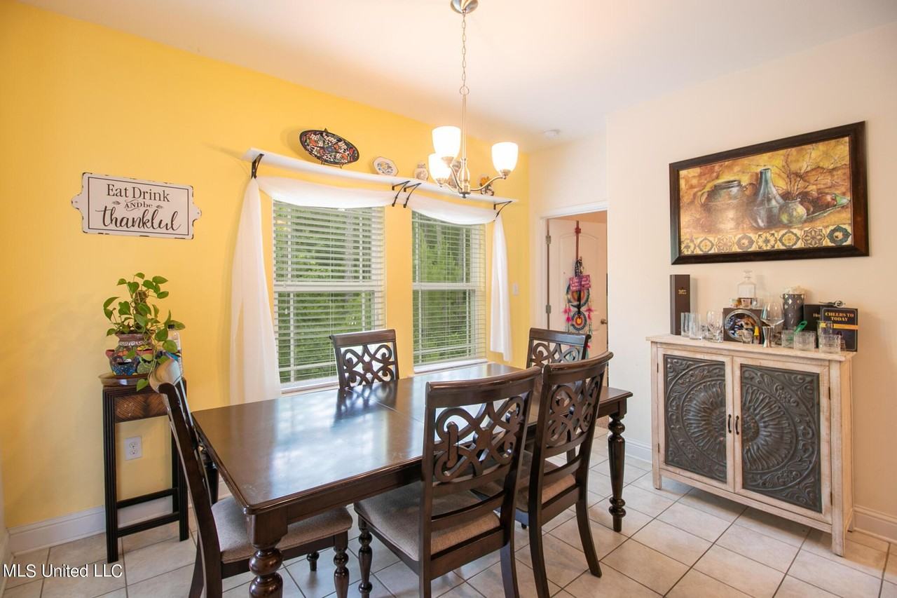 20100 Mulligan Cove - Photo 6 of 25