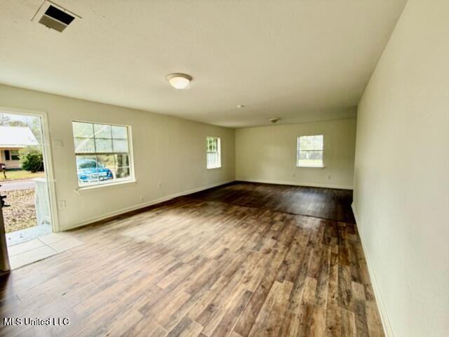 3625 Davis Avenue - Photo 2 of 15