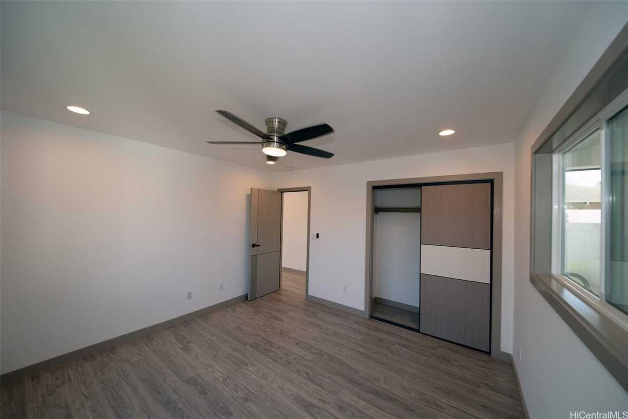 1526 Hooli Cir - Photo 4 of 12