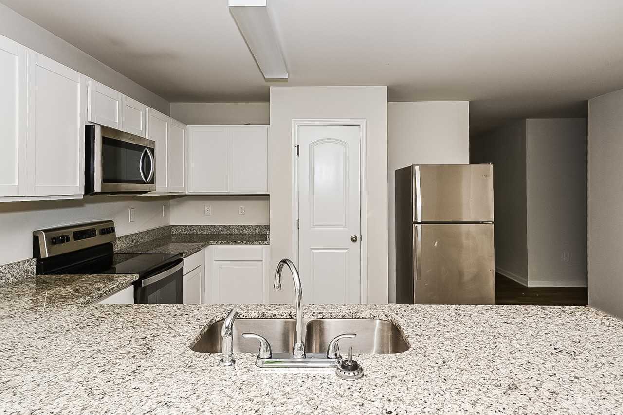 145 Cold Creek Parkway - Photo 7 of 17