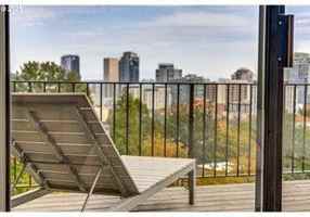 featured image of 1515 Southwest Upper Hall Street