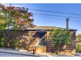 1515 Southwest Upper Hall Street - Photo 3 of 46