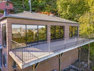 1515 Southwest Upper Hall Street - Photo 6 of 46