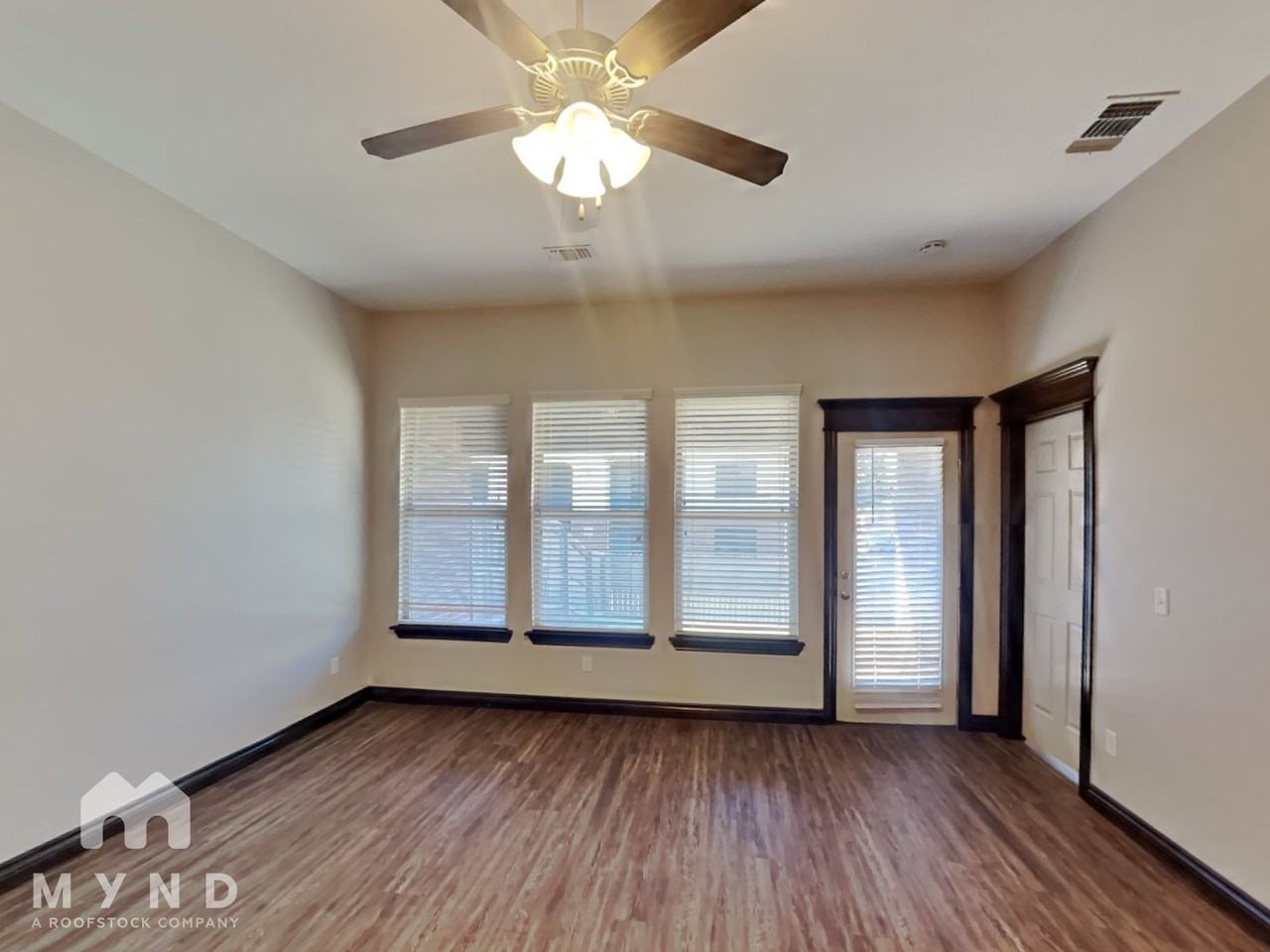 1114 Merlin Drive - Photo 7 of 17