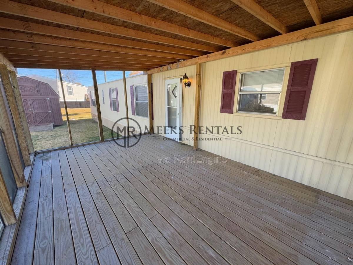 44 Julie Kate Street - Photo 3 of 10