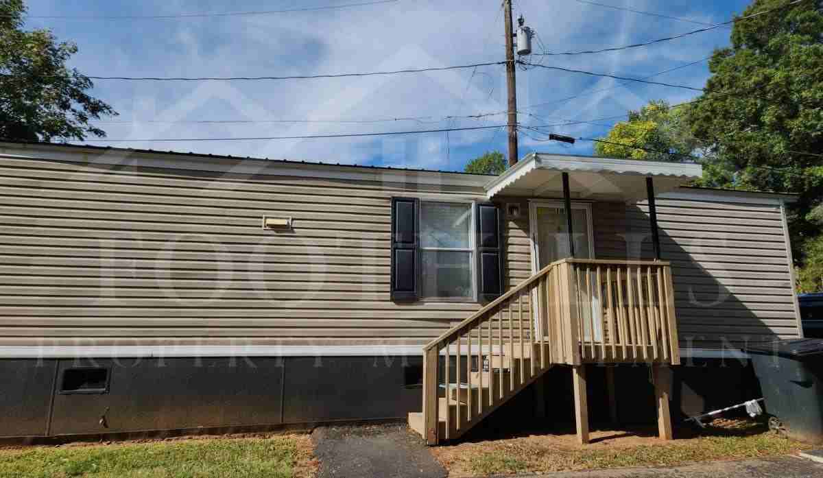 101 Inez St - Photo 2 of 10