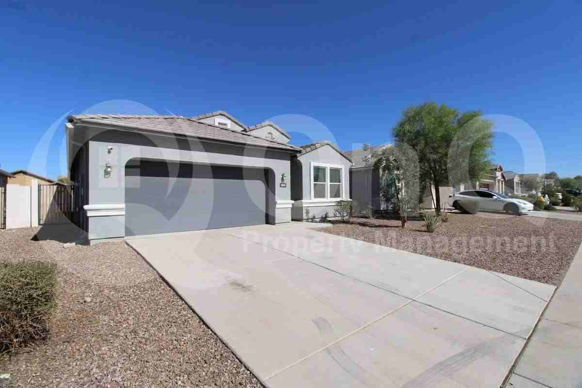 4644 W Nutmeg Ave - Photo 2 of 10