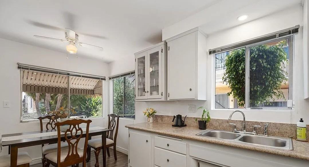 420 North Market Street - Photo 5 of 7