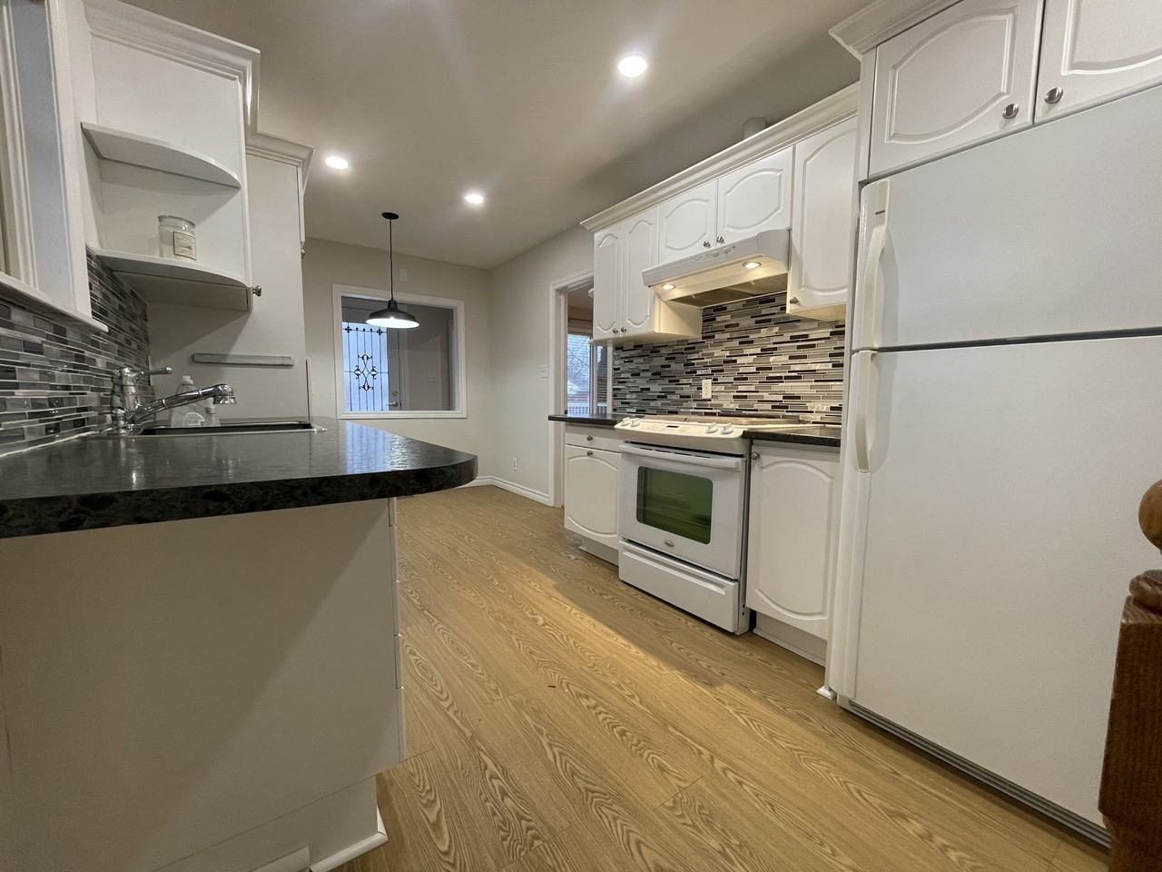 15 Toby Crescent - Photo 2 of 22