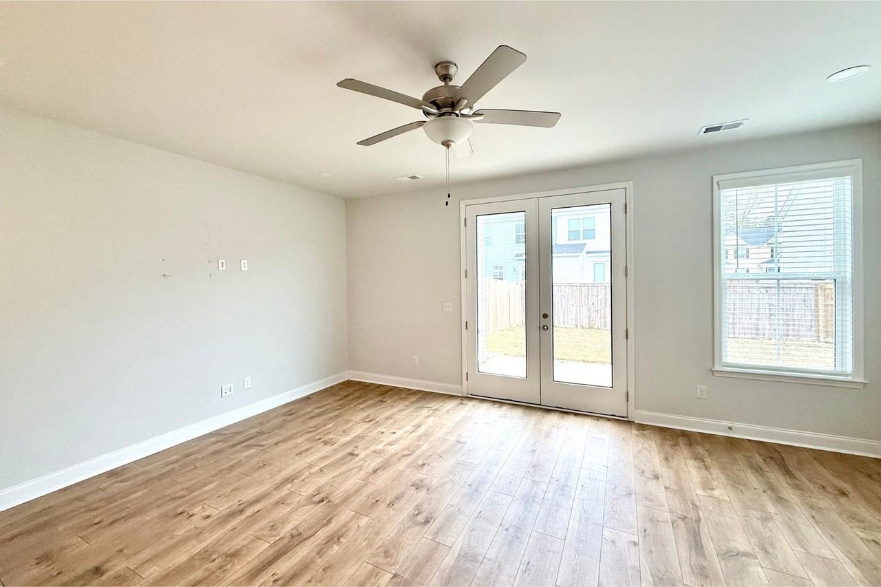 362 Green Fern Dr - Photo 3 of 15