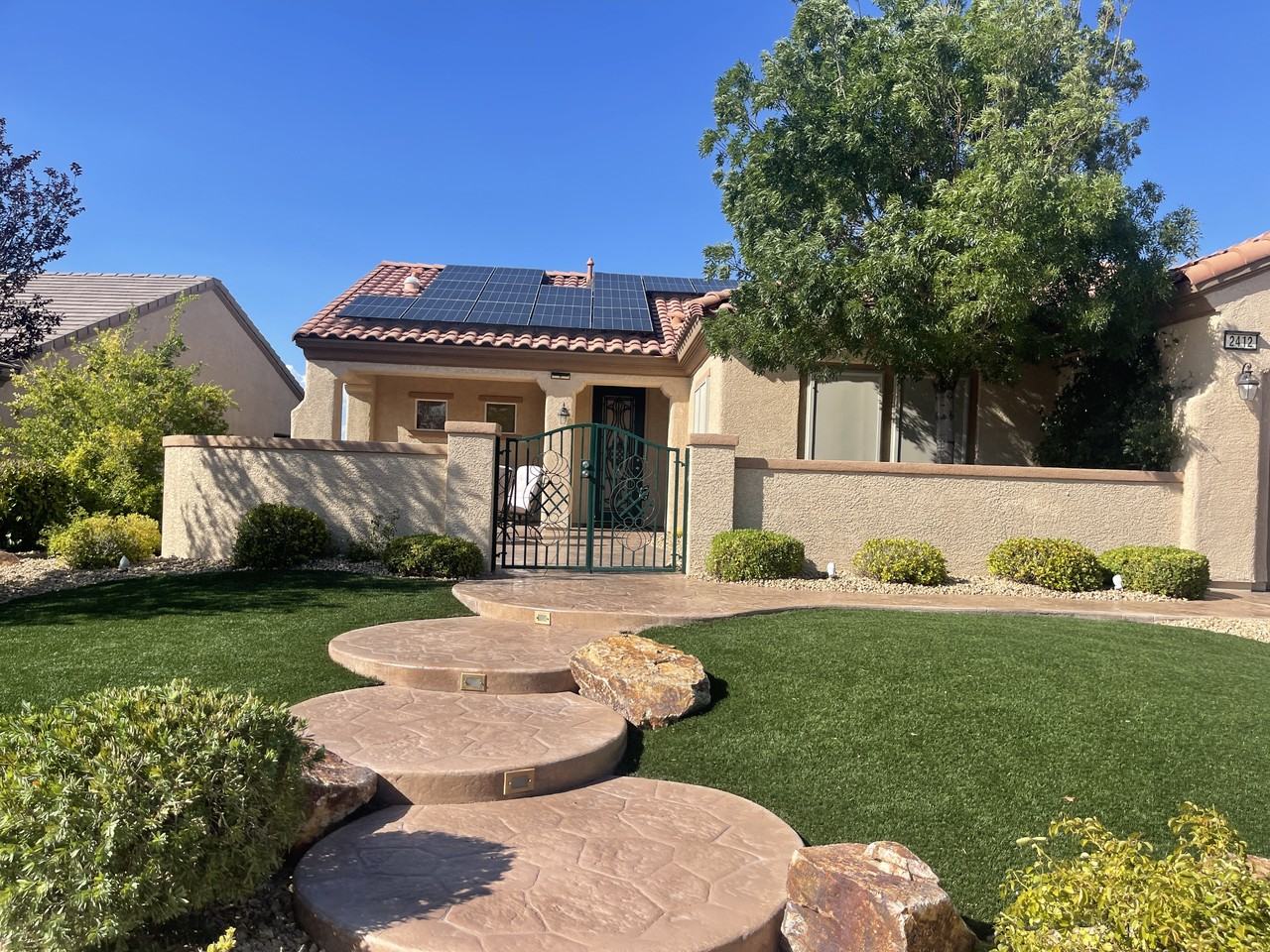 2412 Ozark Plateau Dr - Photo 2 of 27