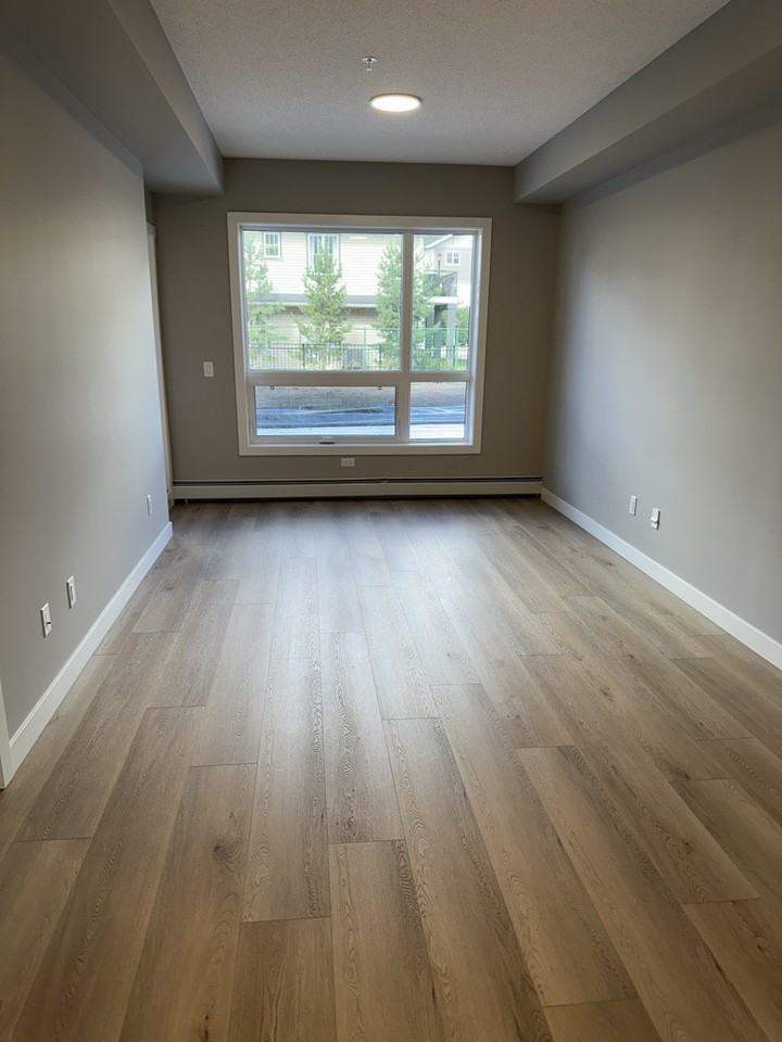 140 Avenue NW - Photo 3 of 11