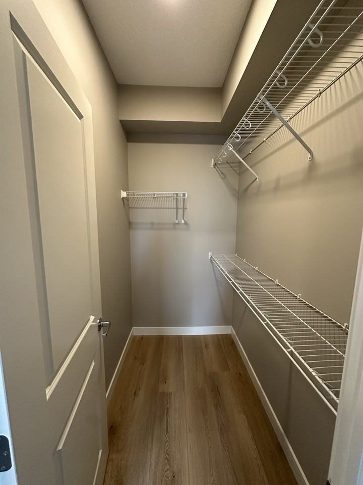 140 Avenue NW - Photo 7 of 11