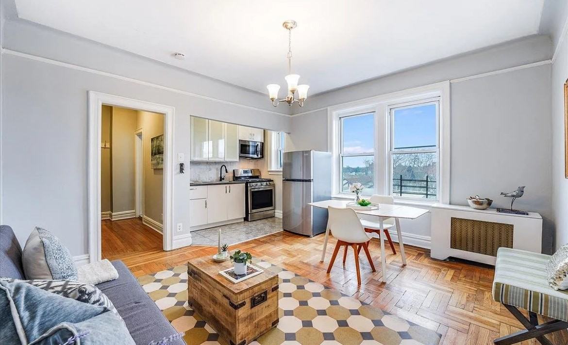 50 Reservoir Avenue #404