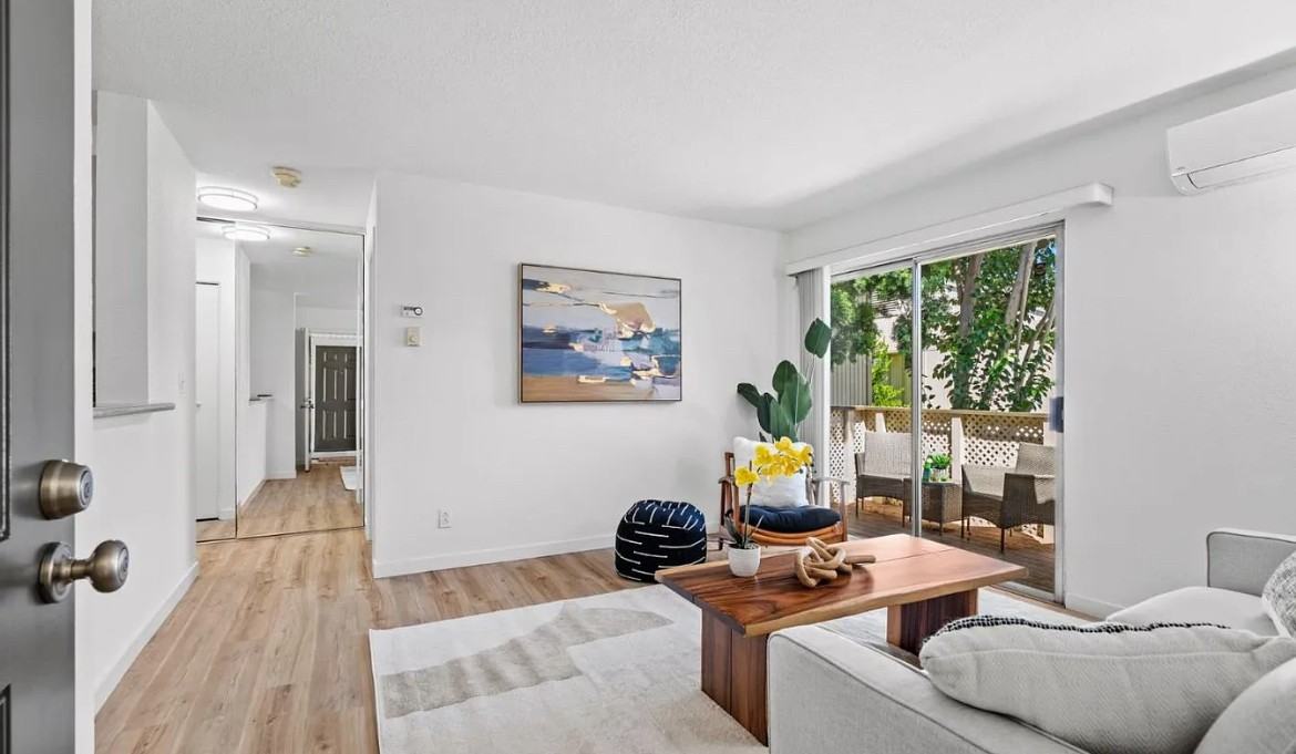 4068 Abbey Ter - Photo 2 of 12