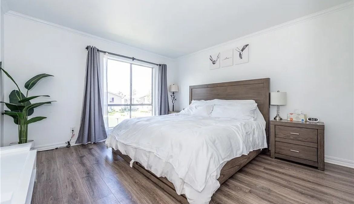 2861 S Fairview St - Photo 5 of 10