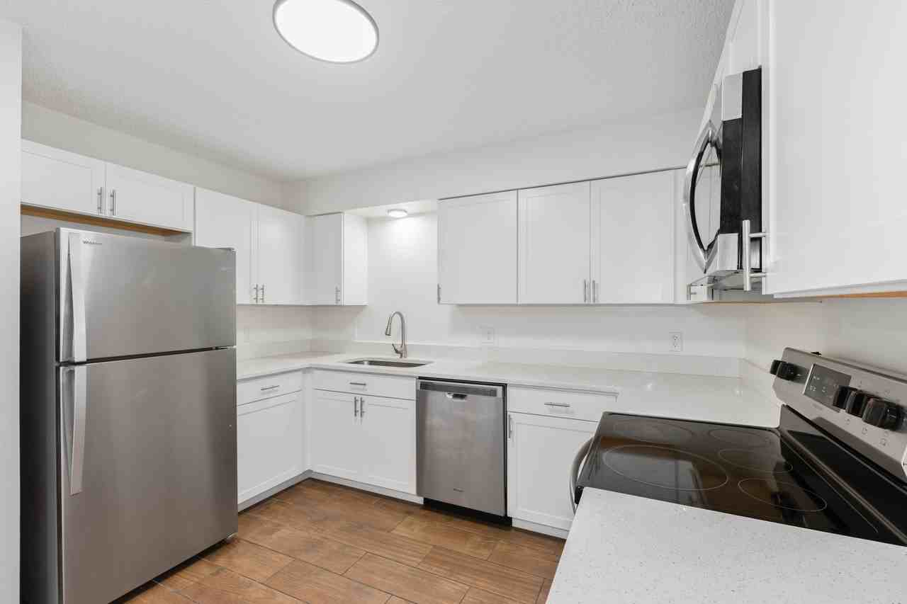 1238 Padgett Cir - Photo 6 of 16