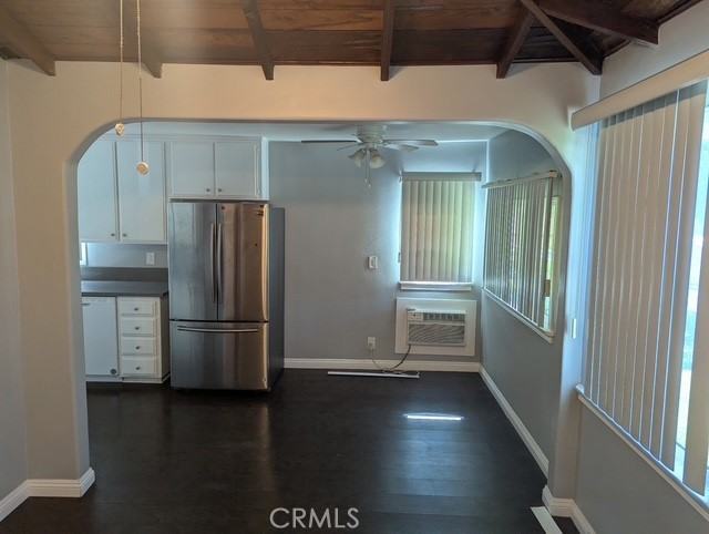 365 N Cleveland St - Photo 5 of 28