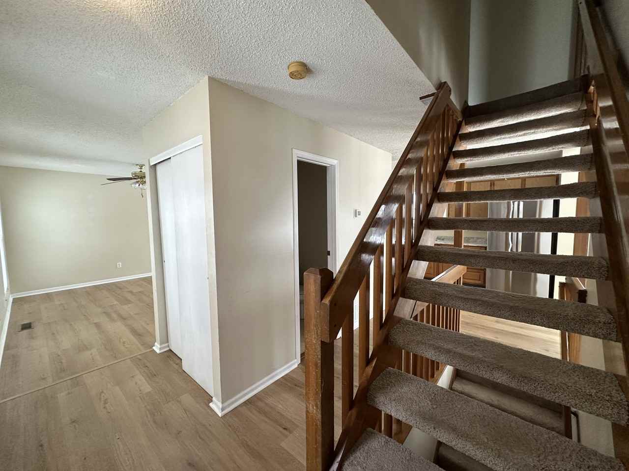 5336 Bonner Dr - Photo 4 of 40