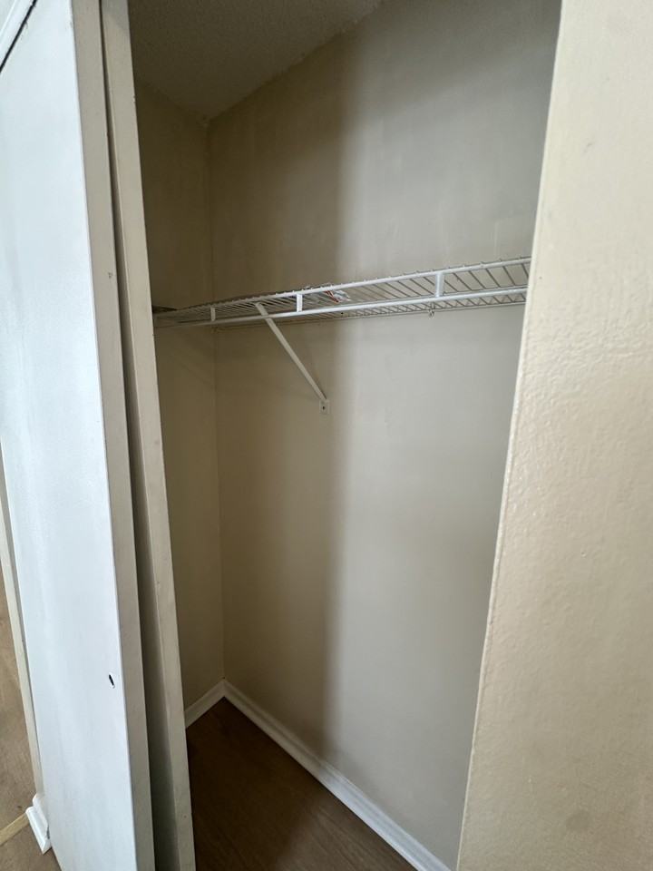 5336 Bonner Dr - Photo 5 of 40