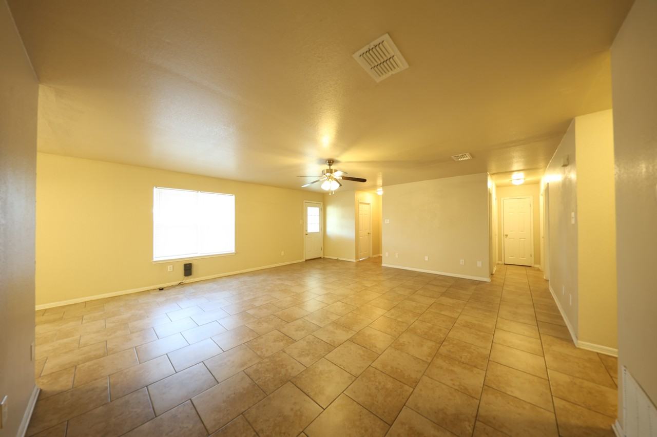 3801 Crosscut Loop - Photo 7 of 20