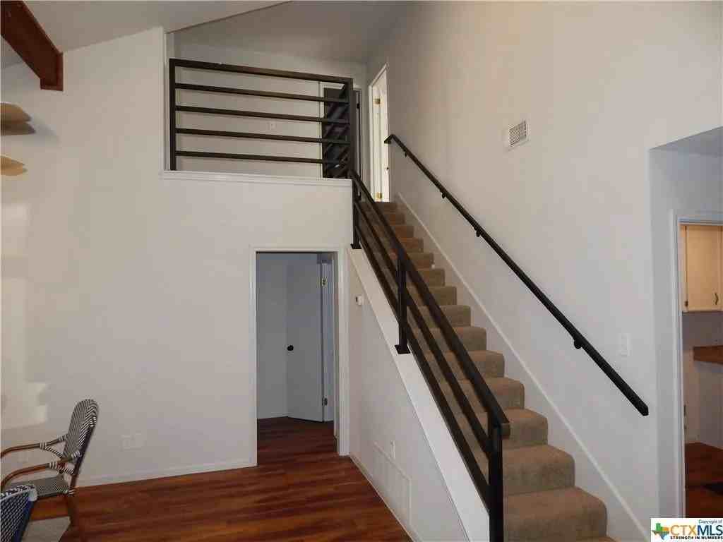 1500 Lake Rd - Photo 5 of 14