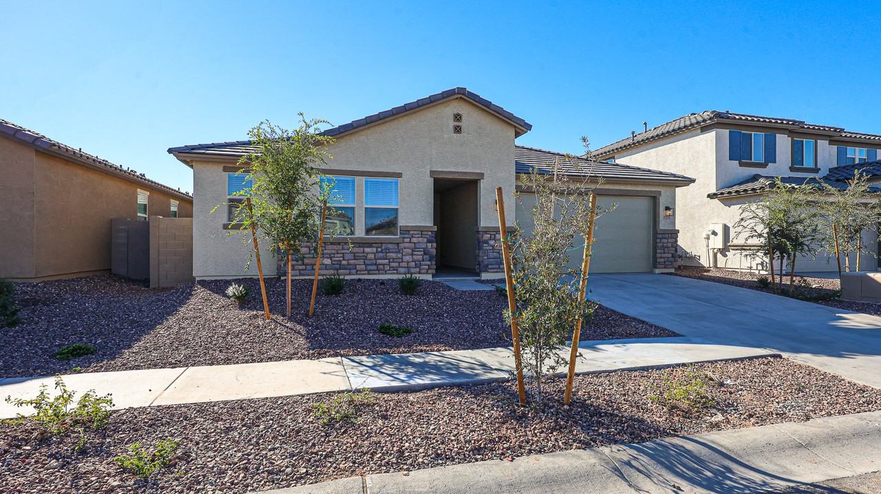 17175 W Blue Sky Dr - Photo 3 of 50