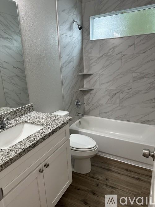 405 West Worsham Street #A - Photo 4 of 8