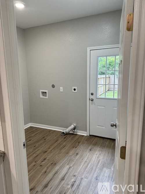 405 West Worsham Street #A - Photo 6 of 8