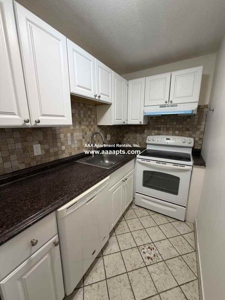 Ward St #20 - Photo 2 of 14