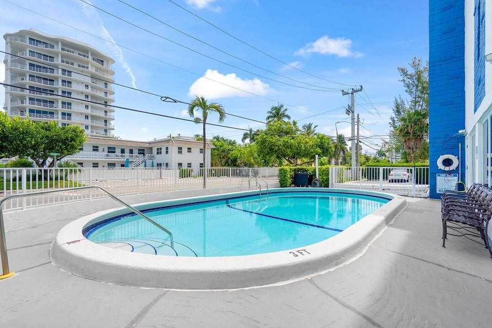 550 Bayshore Drive #506 - Photo 5 of 6