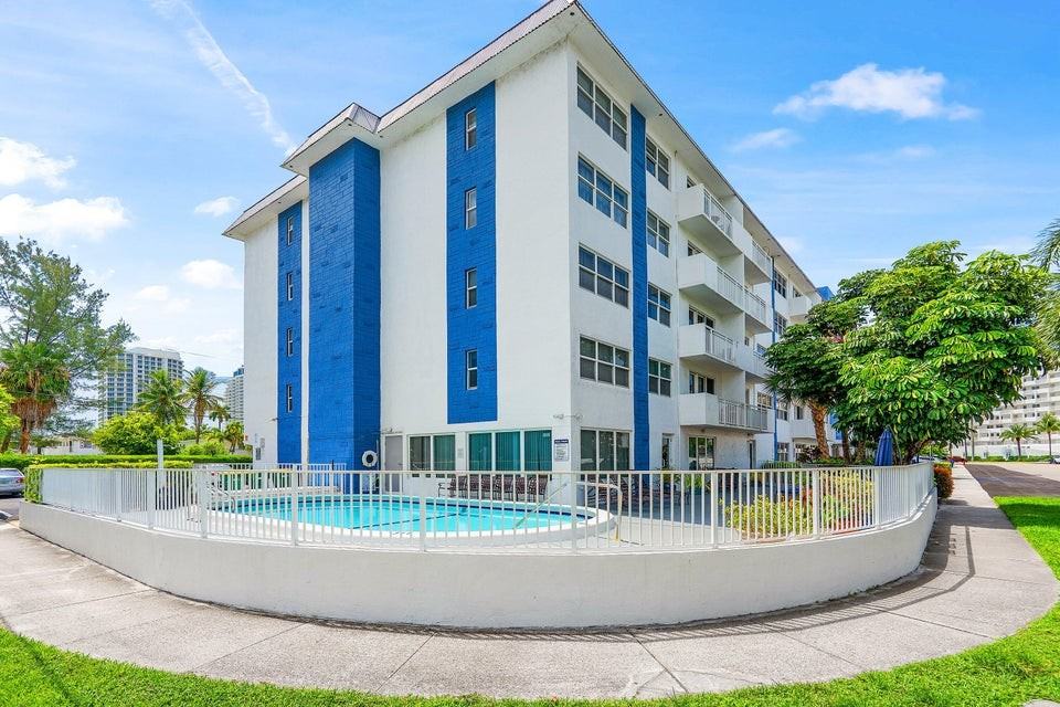 550 Bayshore Drive #506 - Photo 2 of 6