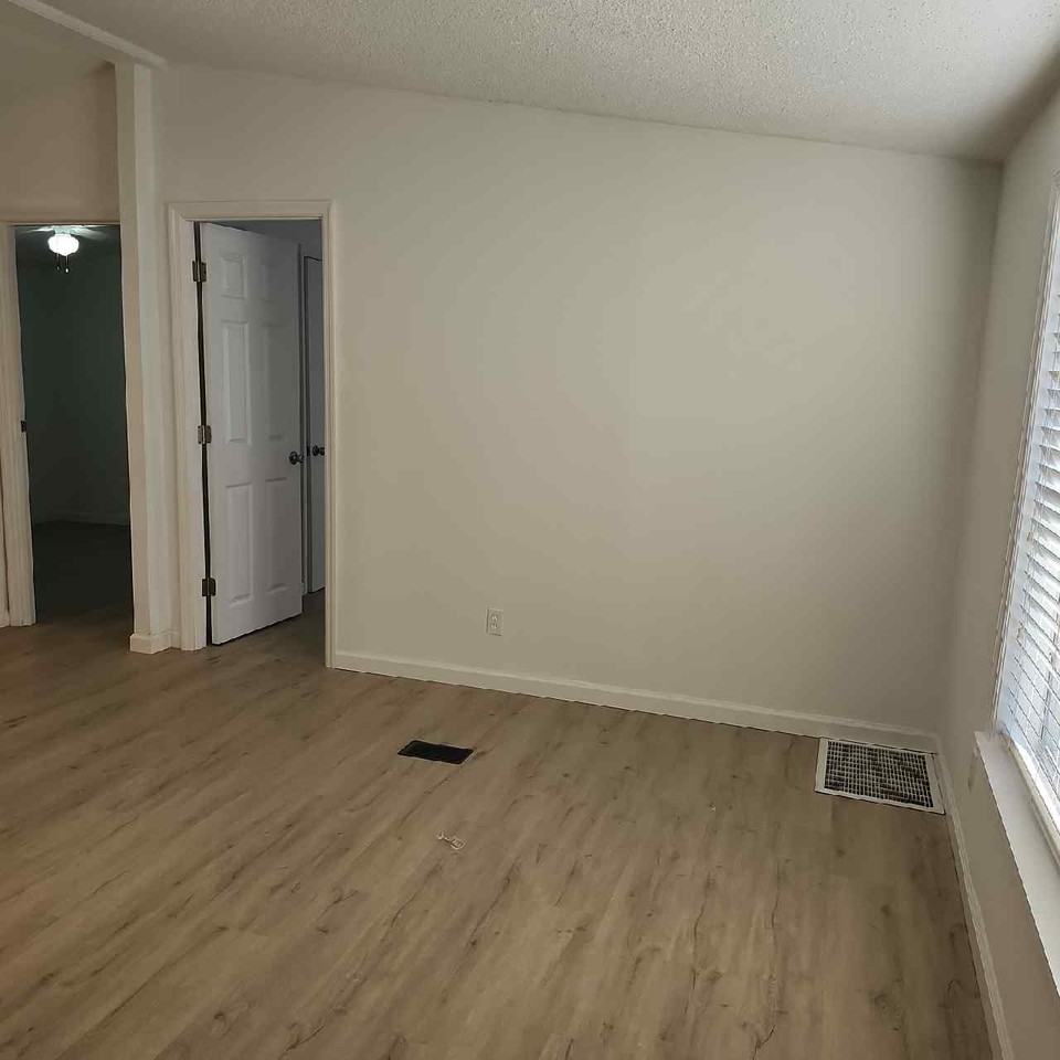 85008 Loretta Ln - Photo 2 of 31