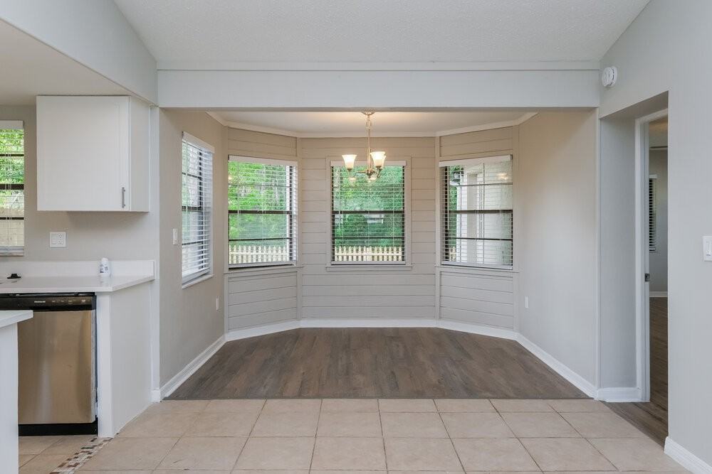 7746 Deer Foot Dr - Photo 5 of 16