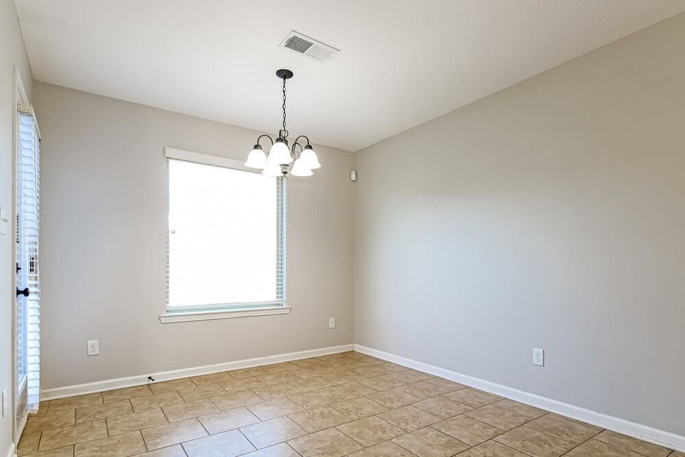 85 Willow Springs Dr - Photo 6 of 17