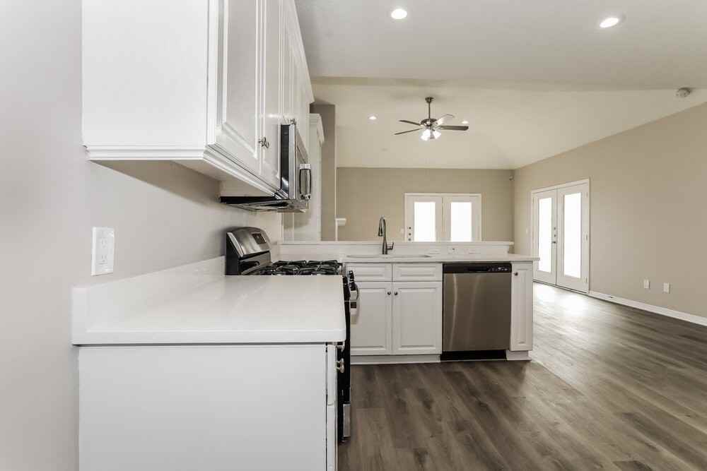 14215 Ella Lee Ln - Photo 6 of 16