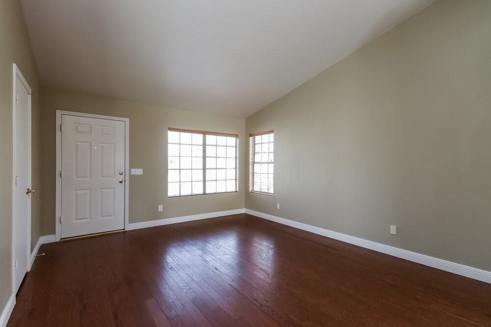 7205 W Los Gatos Dr - Photo 4 of 15