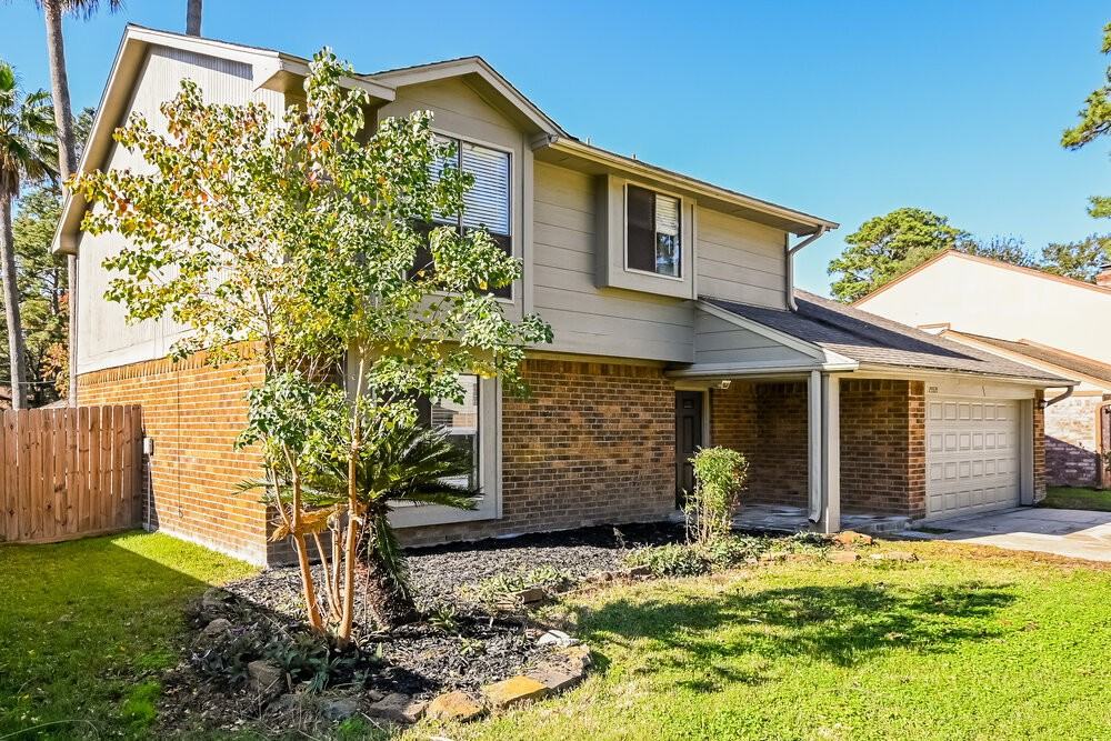 25535 Chapel Ridge Ln - Photo 4 of 17